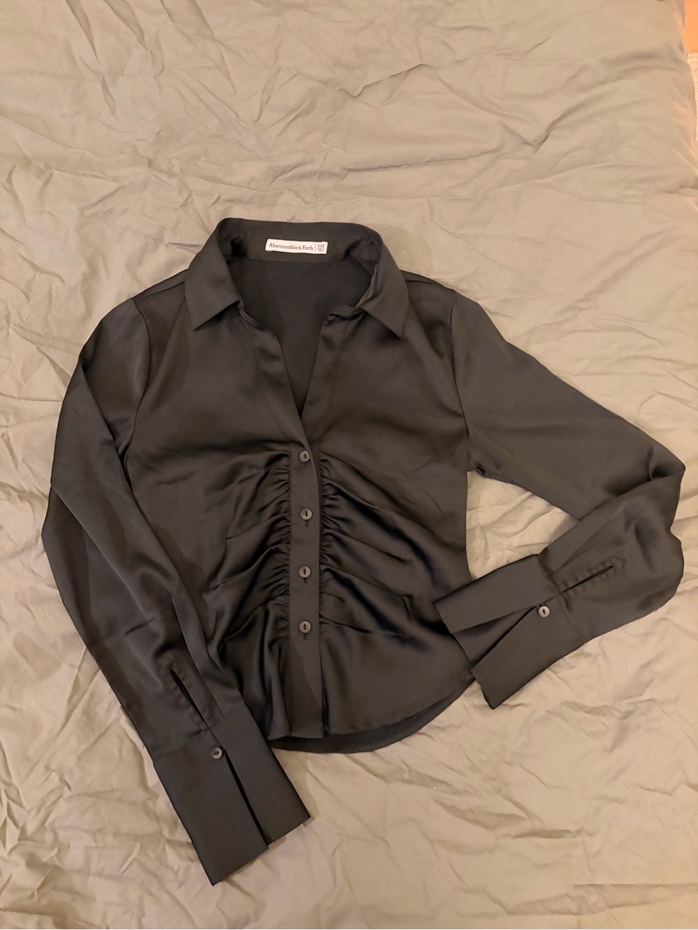 Abercrombie & Fitch Black Ruched Button-Front Shirt